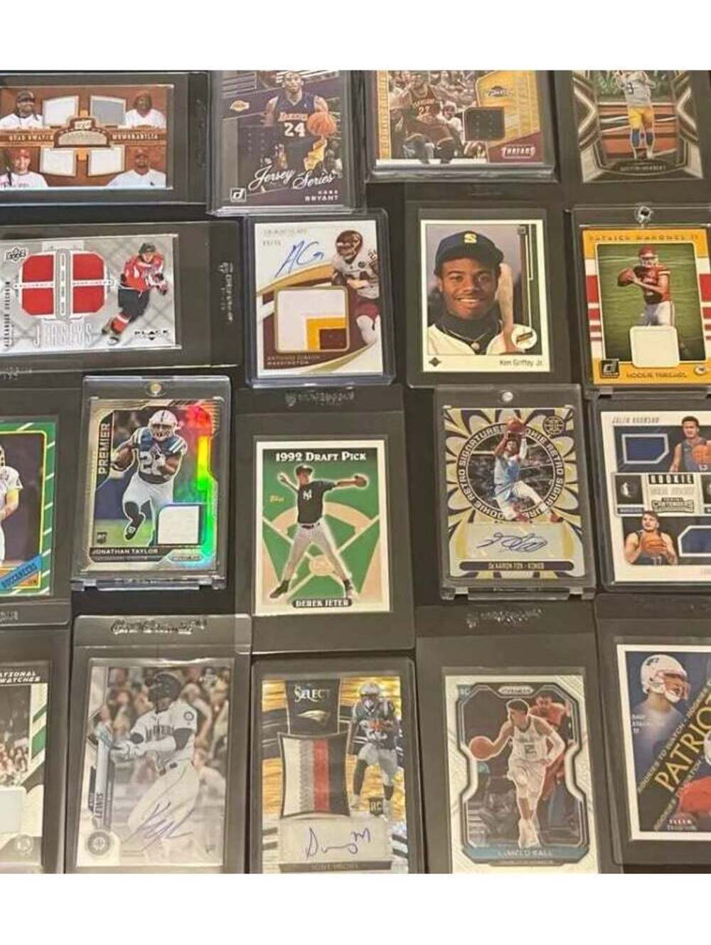 50 CARD PREMIUM TOPLOADED CARD LOT MYSTERY PACK MIXED (MLB NFL NBA) RC/INSERTS